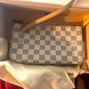 POCHETTE ACCESSOIRES